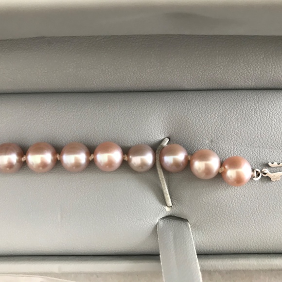 Pink Freshwater Pearl Bracelet - Picture 3 of 4